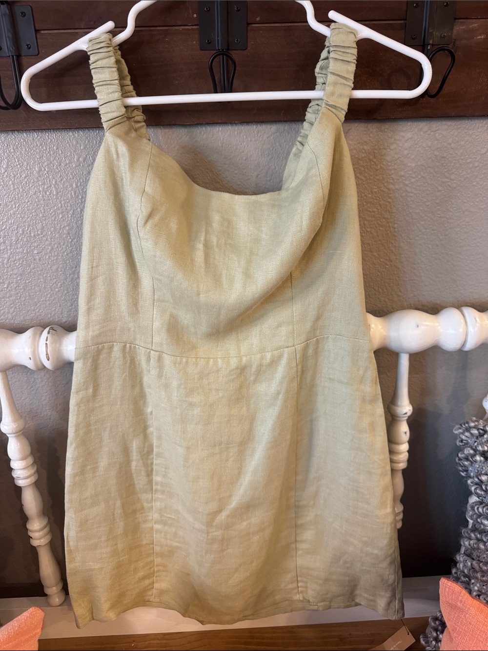 Reformation EUC Light Olive Green Ruched Strap Sundress